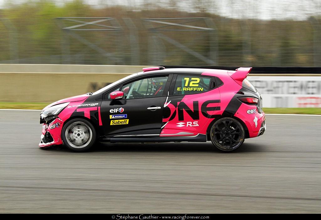 18_Clio_Nogaro_L25