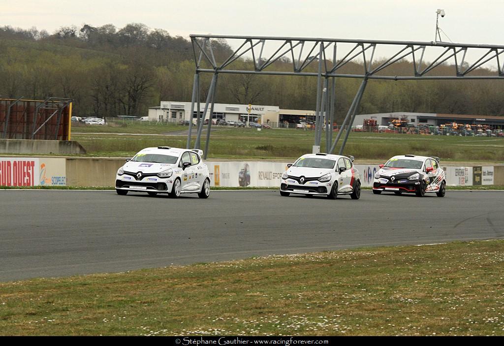 18_Clio_Nogaro_L32