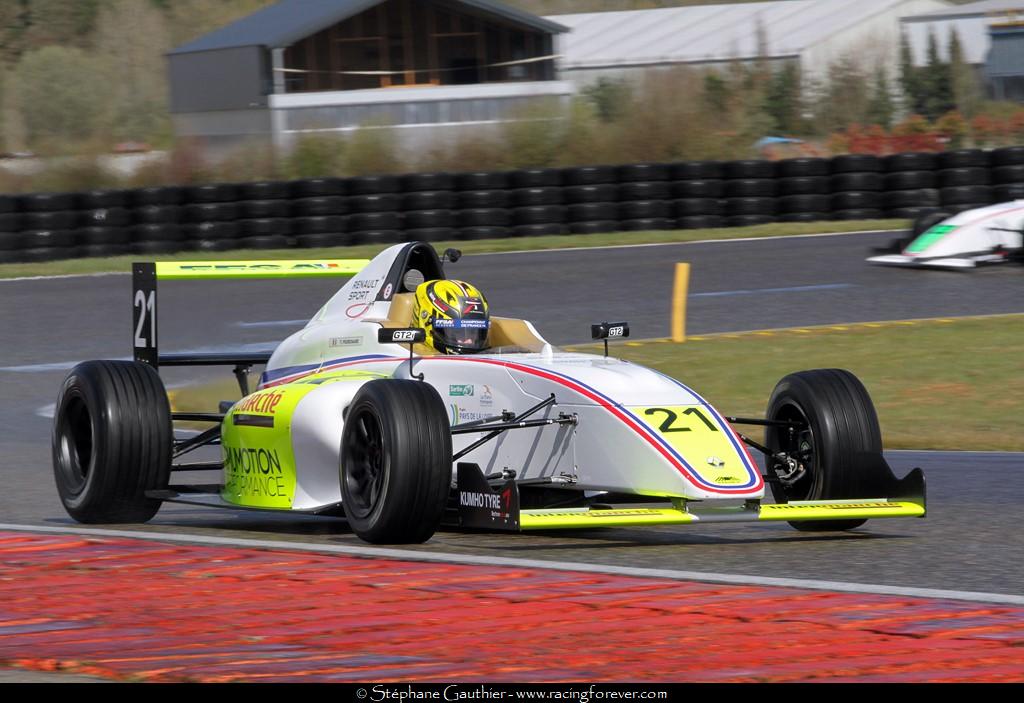 18_F4_Nogaro_S38