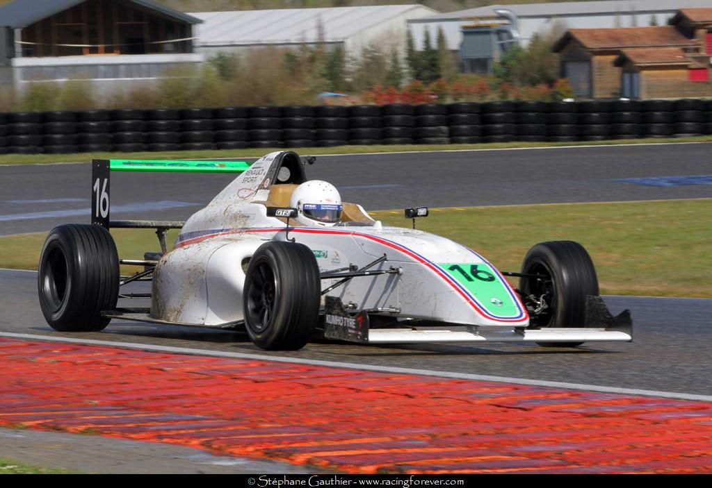 18_F4_Nogaro_S41