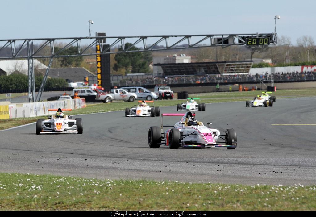 18_F4_Nogaro_D02