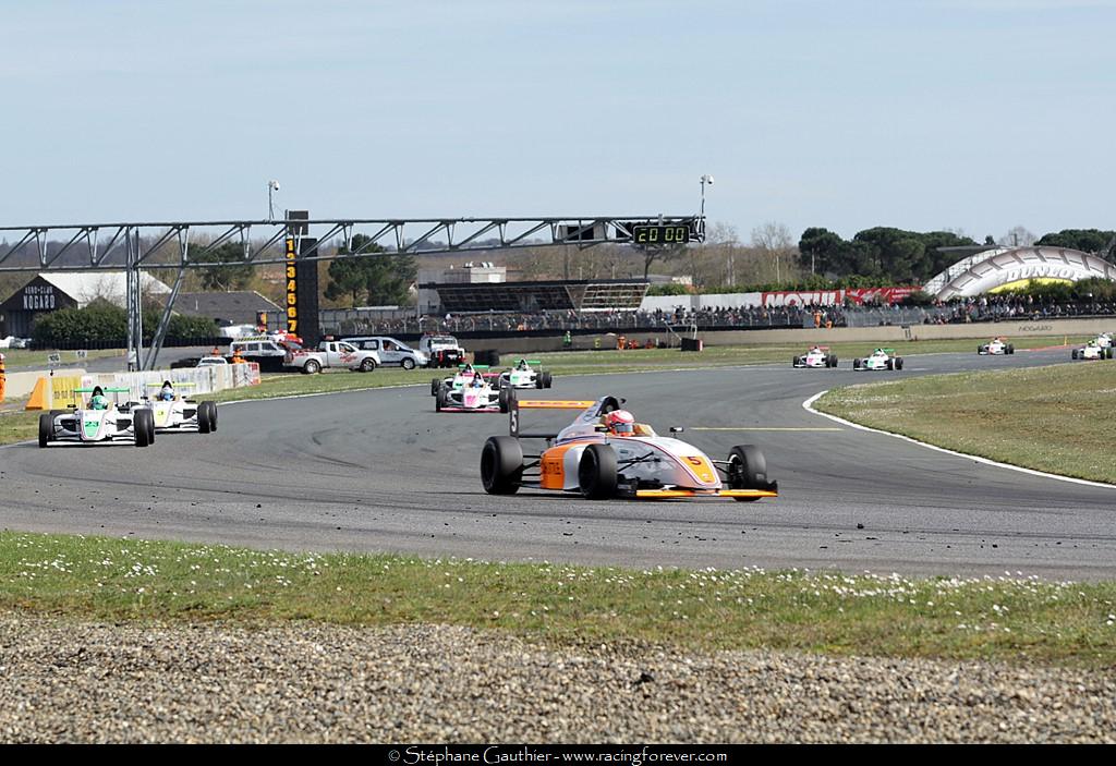 18_F4_Nogaro_D03