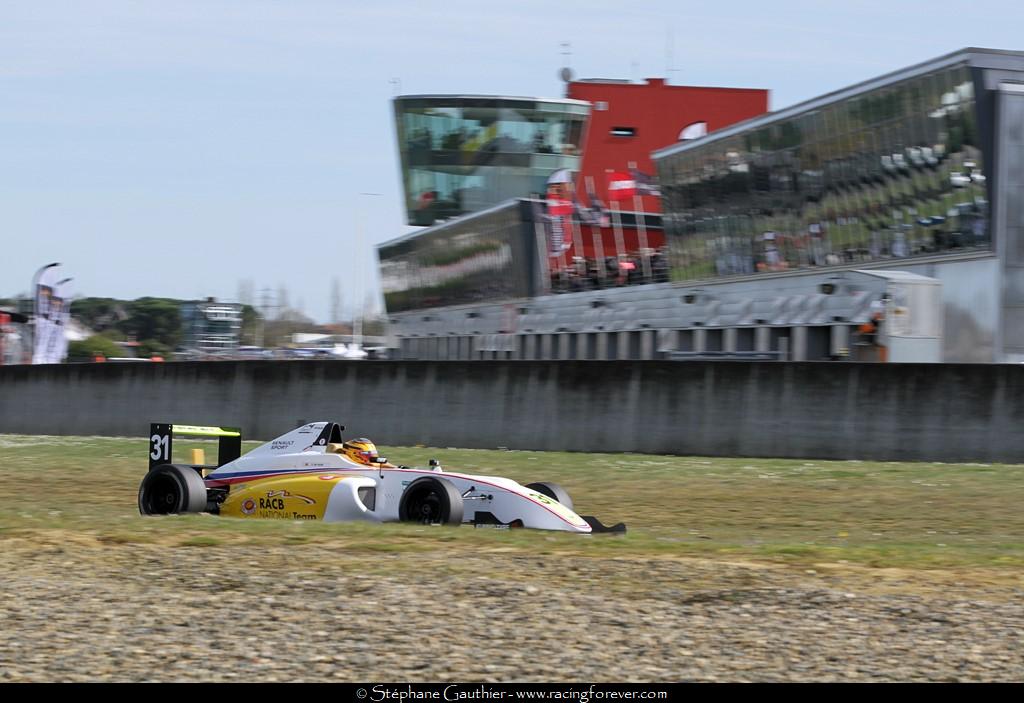 18_F4_Nogaro_D15