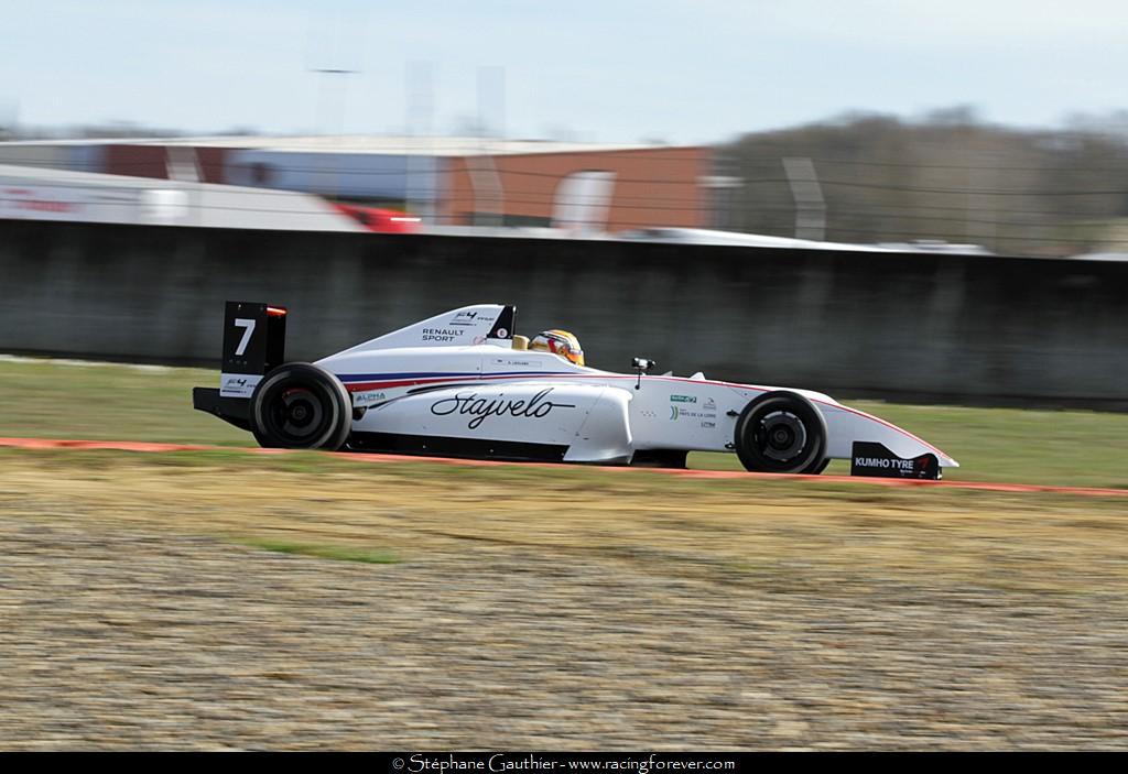 18_F4_Nogaro_D17