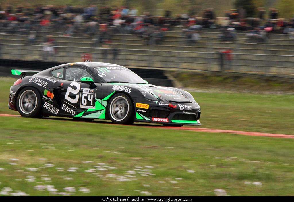 18_GT4_Nogaro_L136